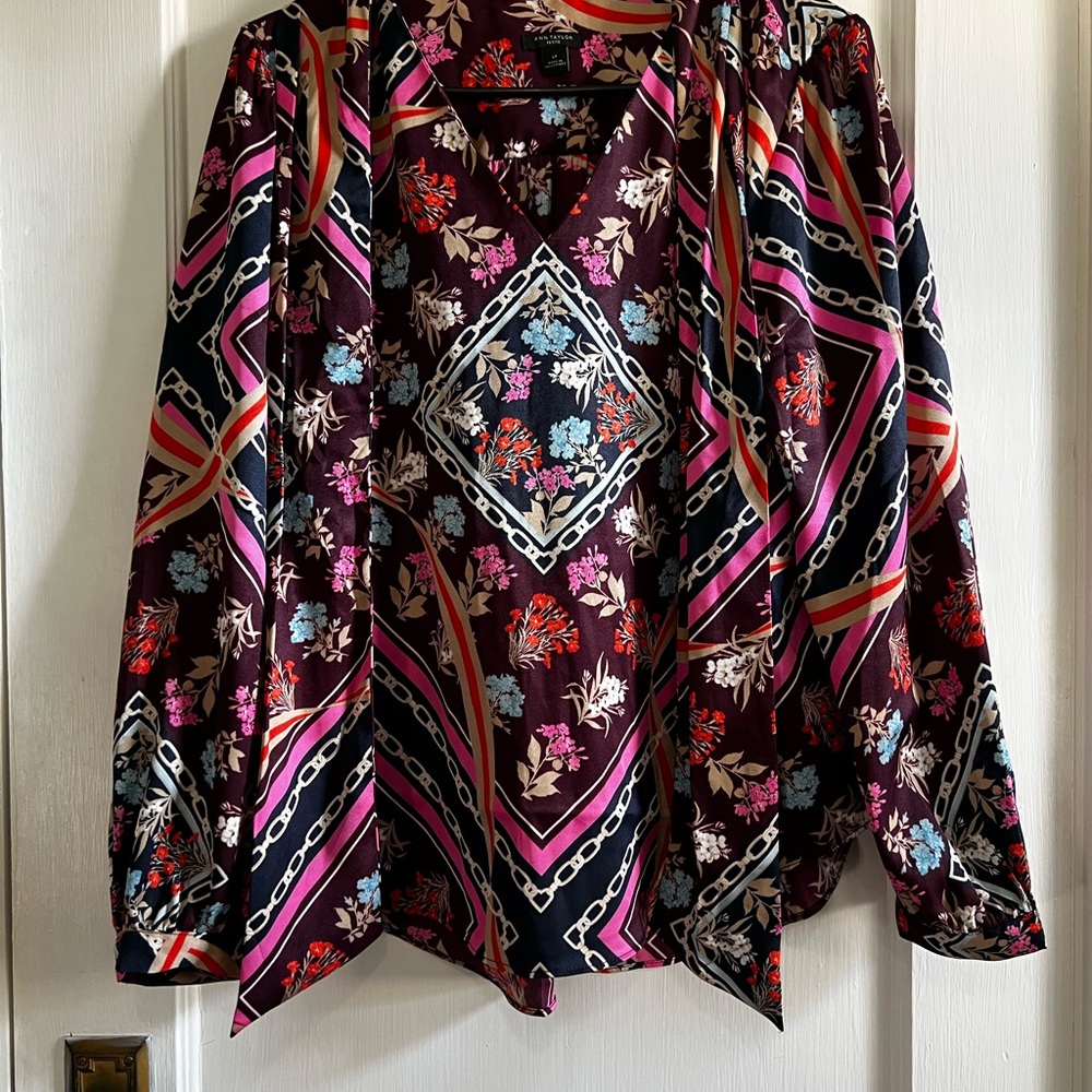 Ann Taylor Floral Patterned Women's Top